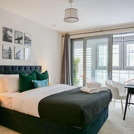 Ferienwohnung Stylish Urban Sanctuary With Parking London Exterior foto