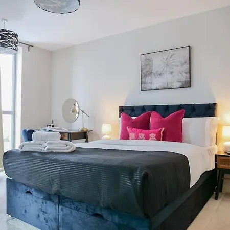 Ferienwohnung Stylish Urban Sanctuary With Parking London Exterior foto